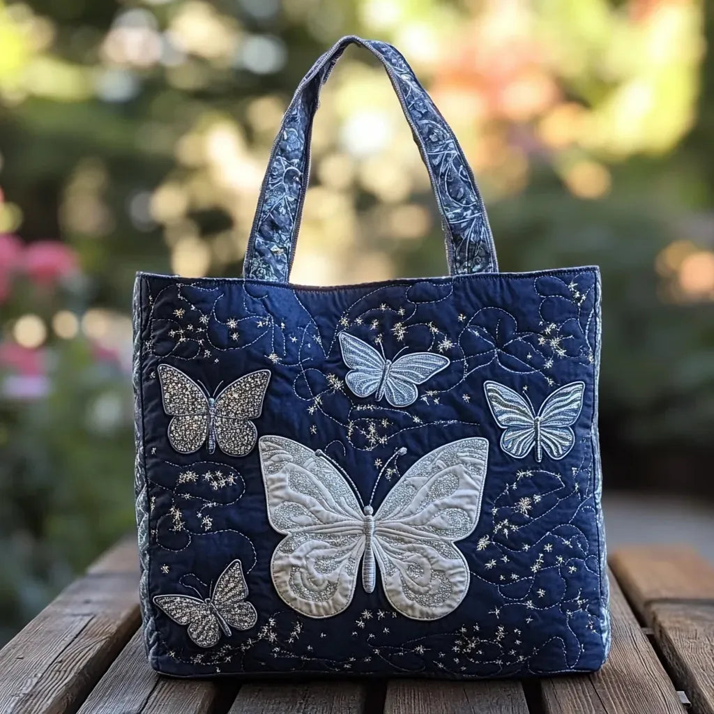 Sac fait main de couleur argentée
